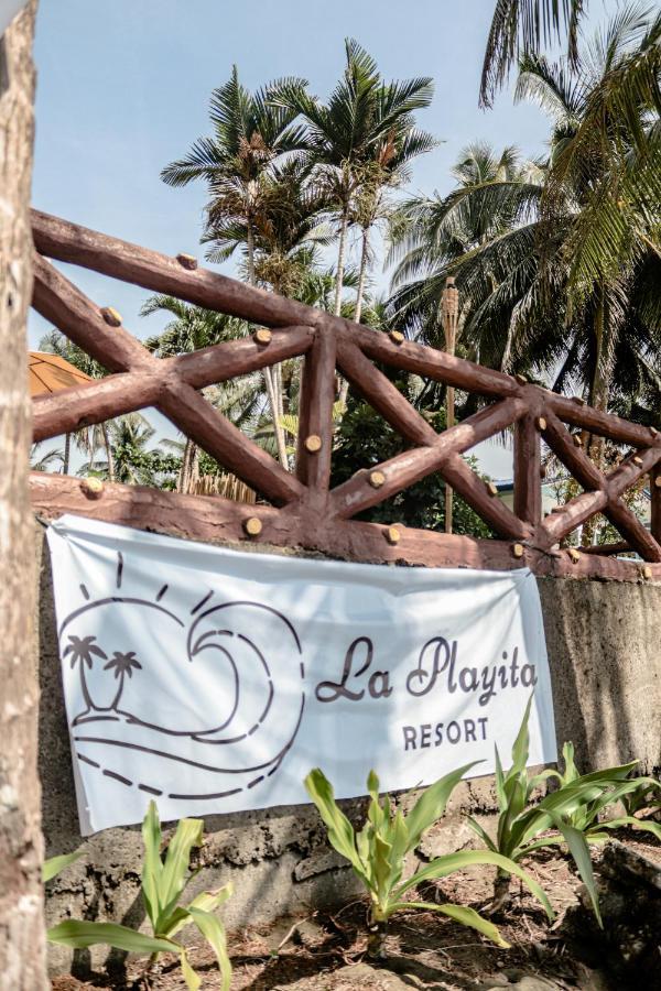 Отель La Playita Lalawigan Экстерьер фото